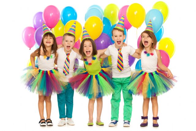 להפיק את מסיבת יום ההולדת המושלמת: כל הטיפים