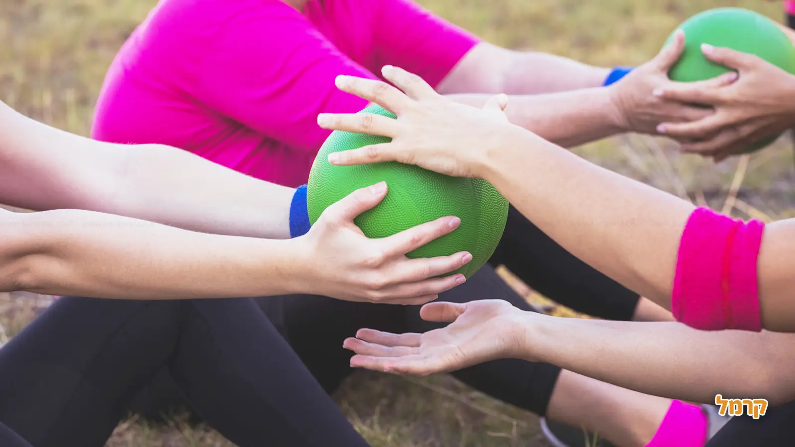 איך סדנת גיבוש יכולה לשפר תקשורת, יצירתיות ושיתוף פעולה בצוות? איך סדנת גיבוש יכולה לשפר תקשורת, יצירתיות ושיתוף פעולה בצוות?