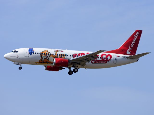 טסים ונהנים עם כל המשפחה: יעדים ואטרקציות