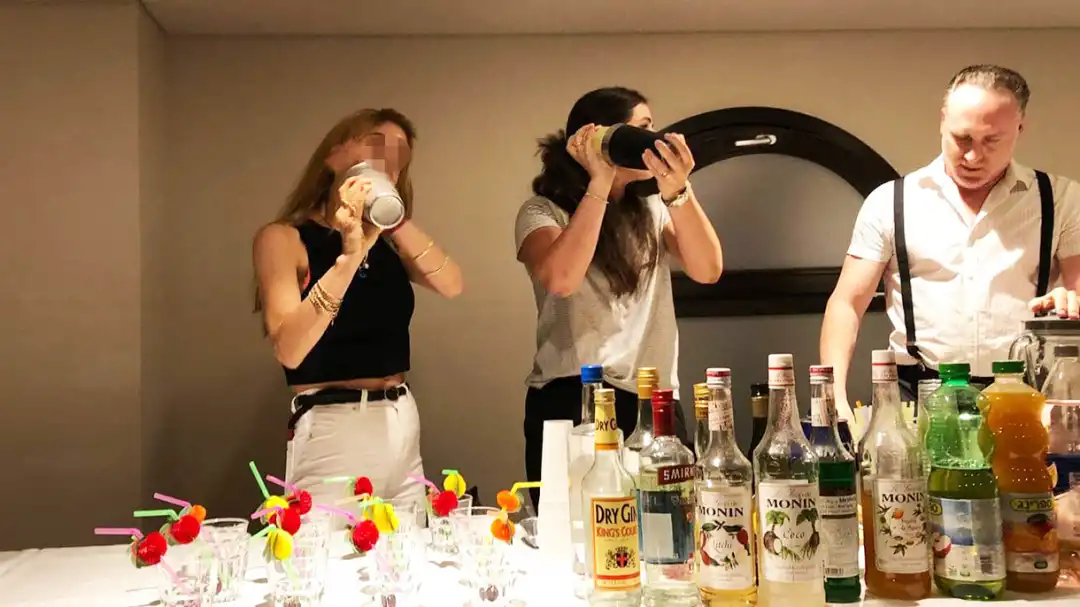 סדנאות היין והאלכוהול של מוטי קלמוביץ