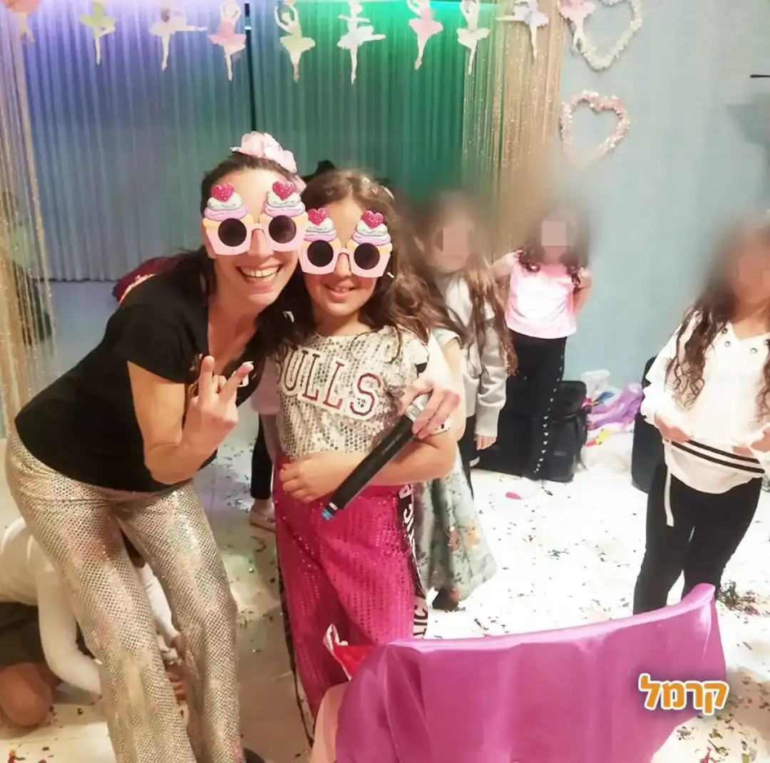 חגיגת בנות ונהנות, בלבד!