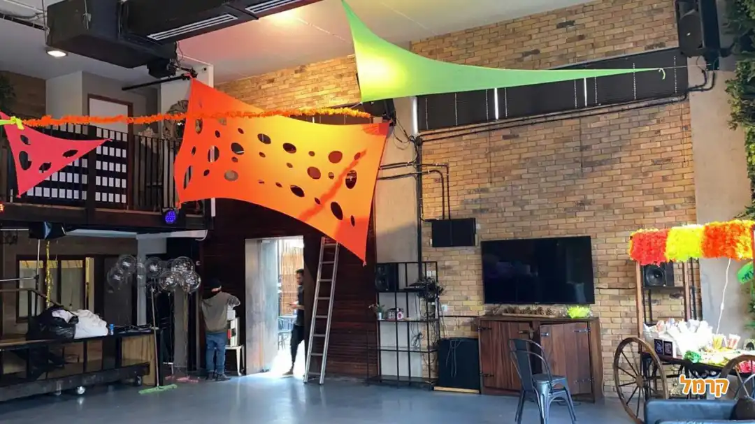 השכרת ציוד למסיבת פיג'מות פול מון