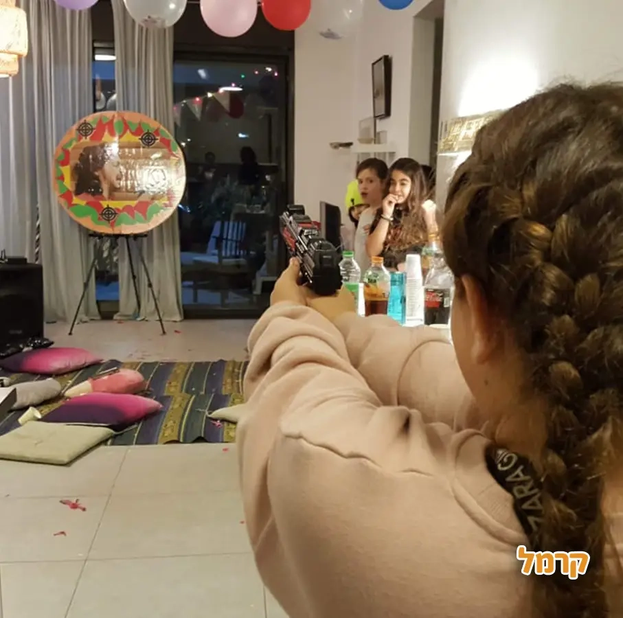 מורן קל - סטנדאפיסט קורע מצחוק - 073-7028524