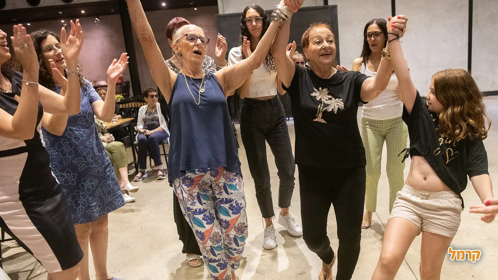 אהבה עברית - 073-7840198