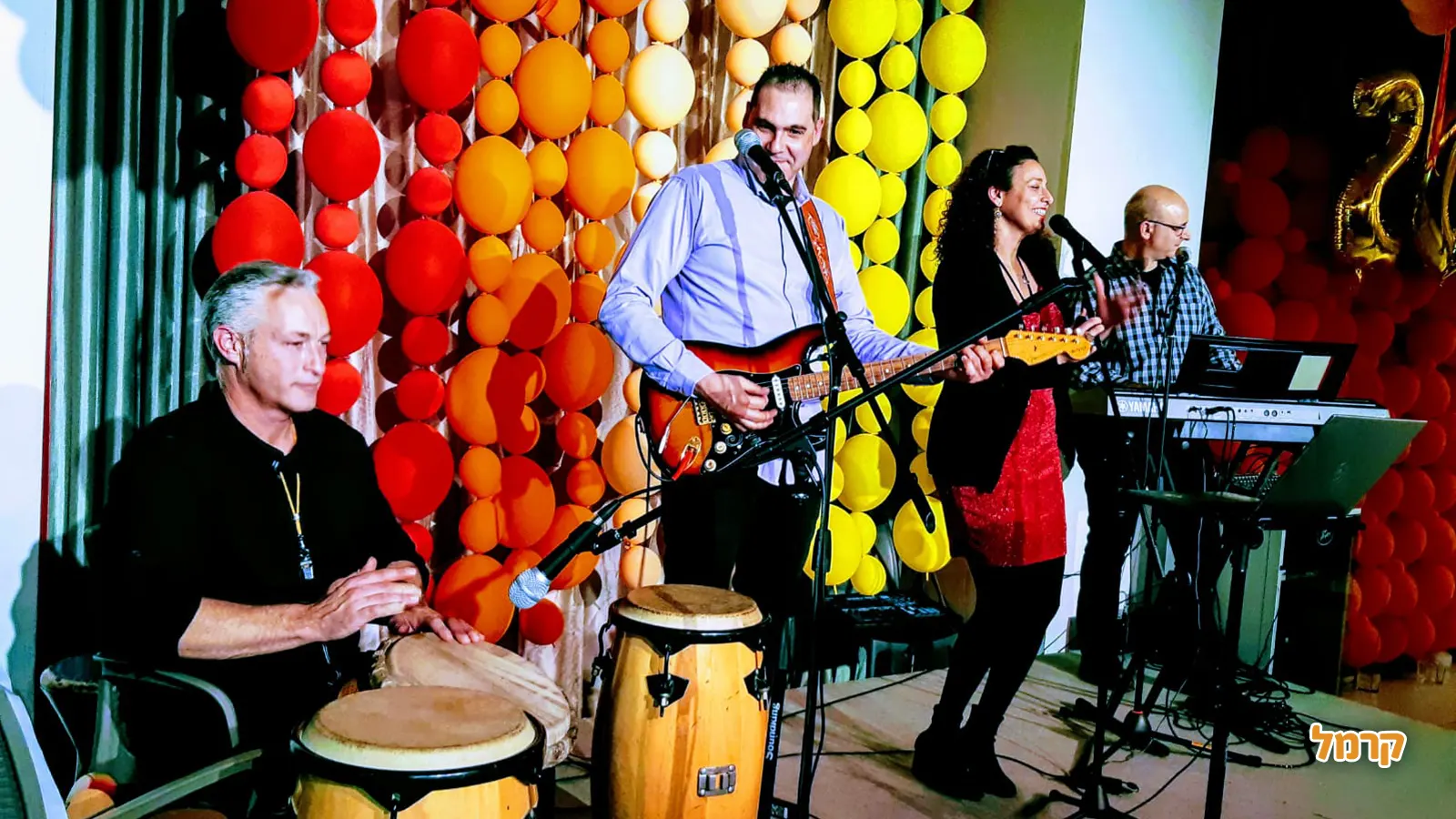 אהבה עברית - 073-7840198