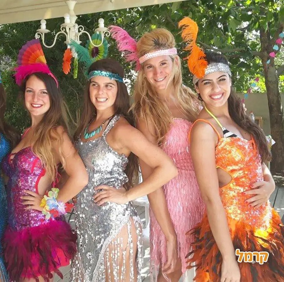 סטריפדאנס עם ענבר - 073-7829424