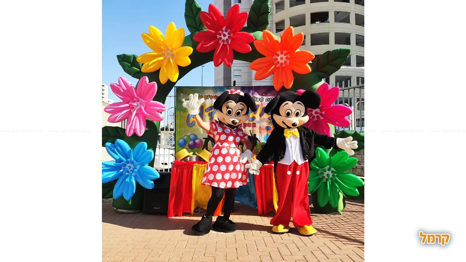 דיג ודוג זוג ליצנים במופע מדהים - 073-7576391