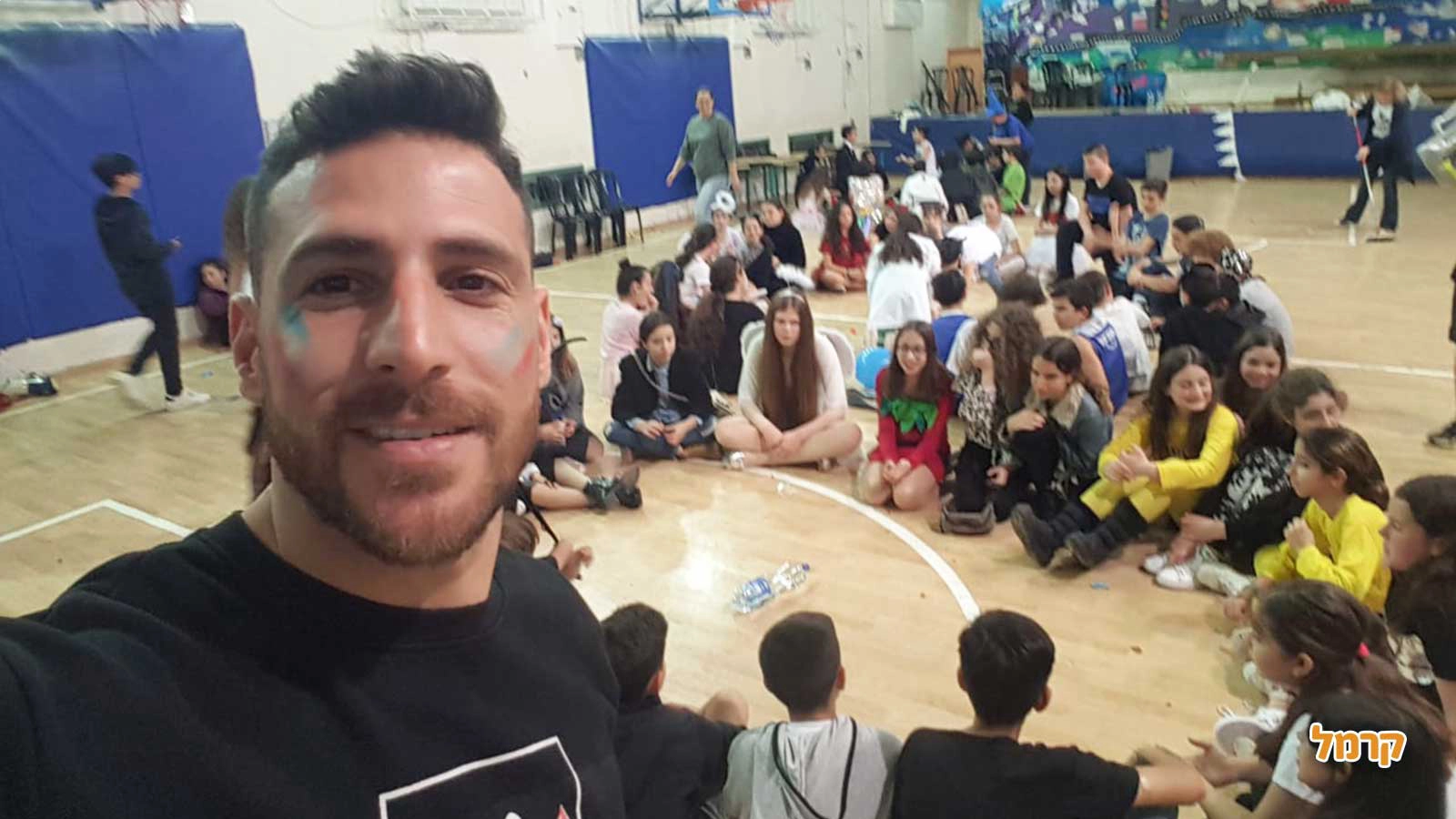 סמייל הפקות - קריוקי והכל הולך - 073-7598894