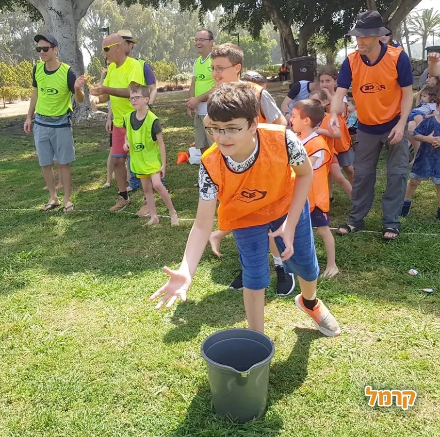 סמייל הפקות - קריוקי והכל הולך - 073-7598894