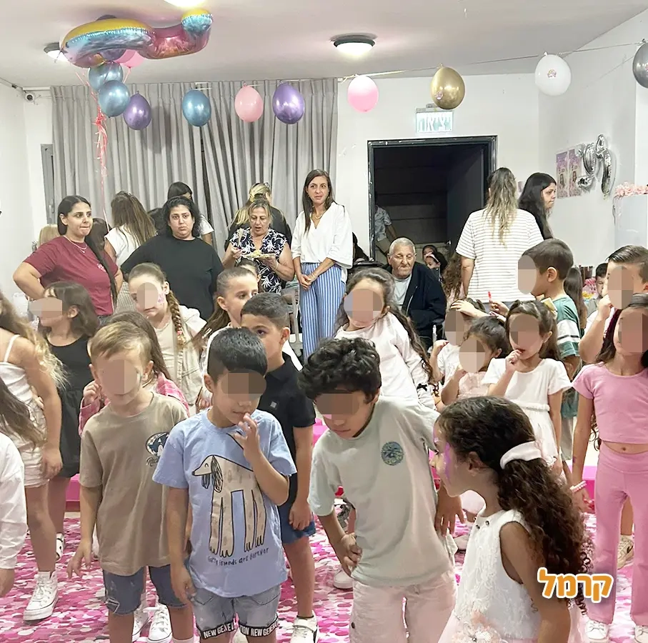 חגיגת LOL, חד קרן עם אפצ'י הליצנית - 073-7836747