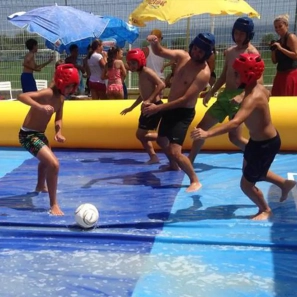 חווית כדורגל המים מהנה במיוחד
