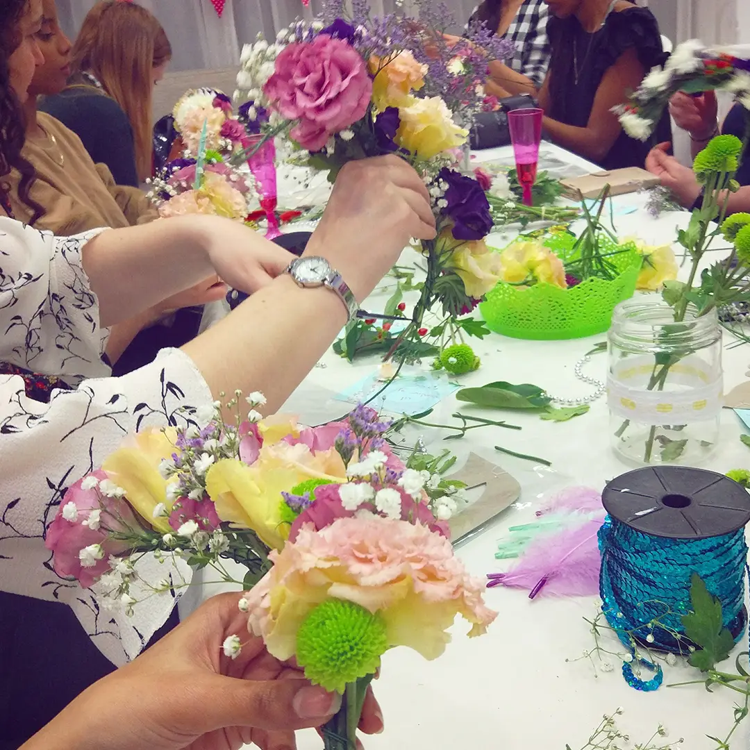 Lili Flowers - שזירה מדליקה