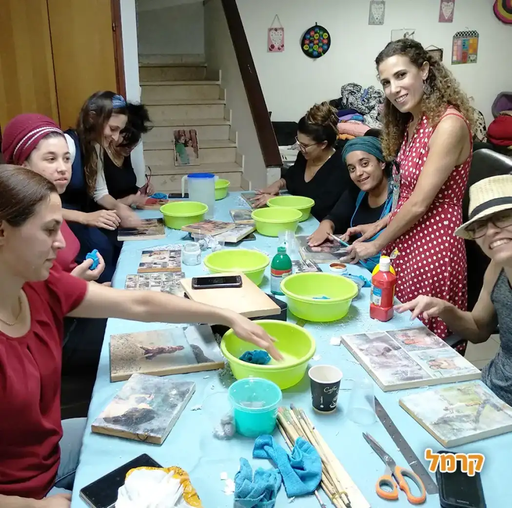 טל וחומר