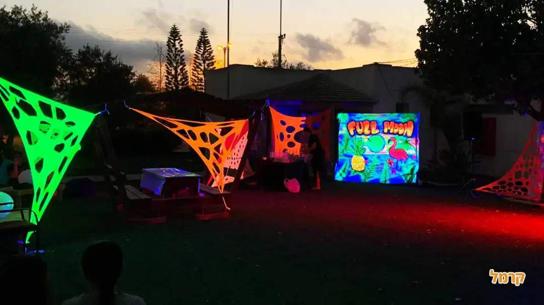 זיס פארטי פולמון ואטרקציות