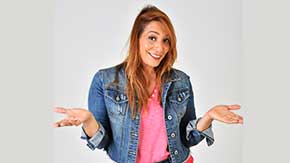 ליאורה סיקלאי במופע בועט