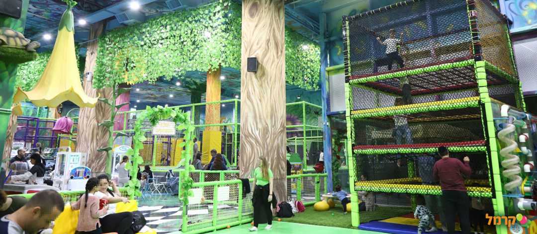 מתחם ארץ הפלאות