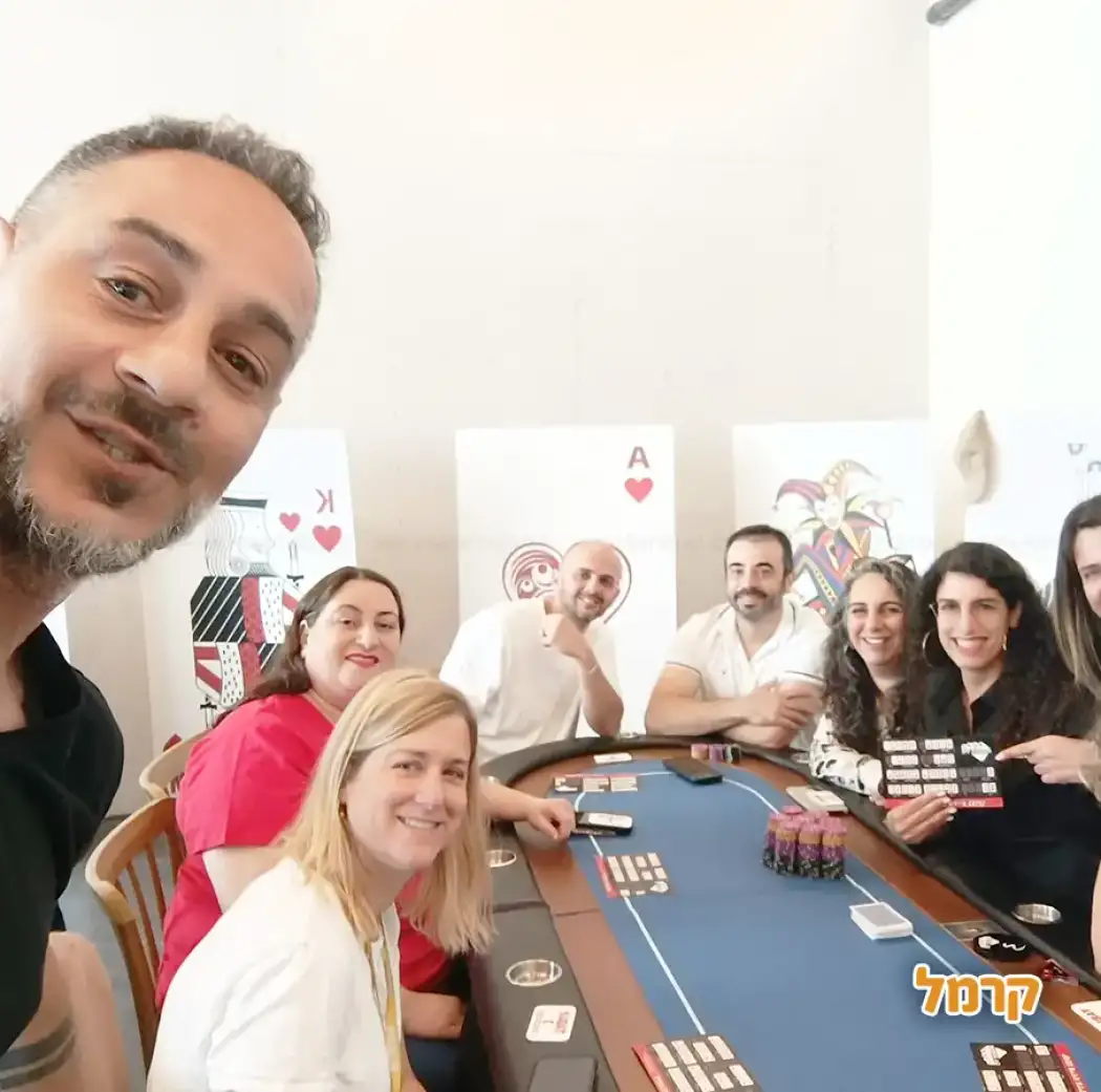 היד המנצחת - סדנת פוקר ועסקים
