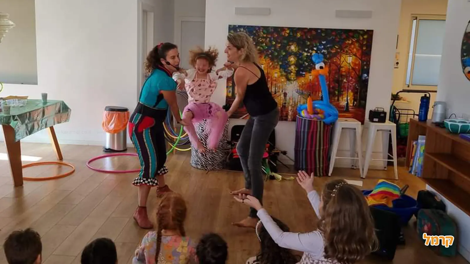 לעוף עם בלונים - 073-7590577