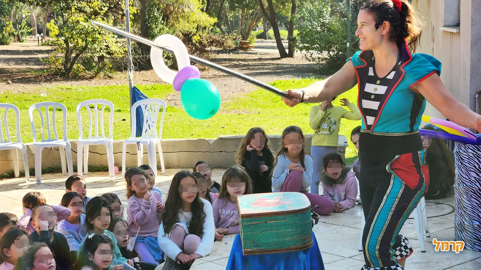 לעוף עם בלונים - 073-7590577