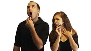 מרוב אהבה צוחק - מופע קומדי מוזיקלי