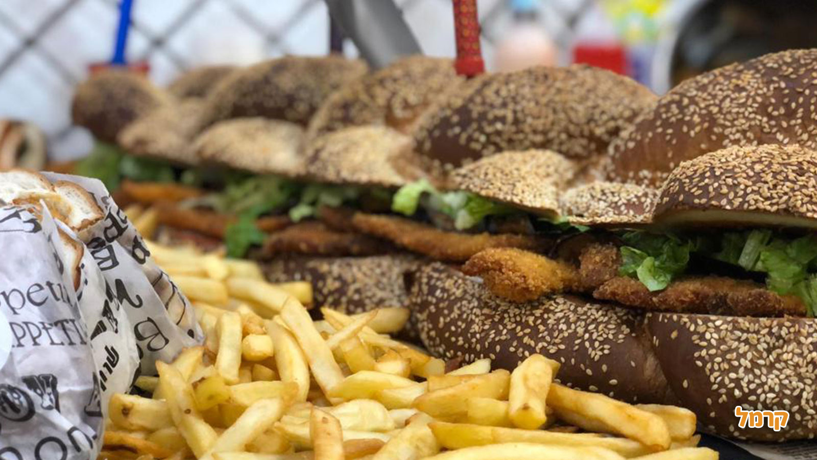 שוקל'א - שולחנות שוק מושלמים - 073-7025421