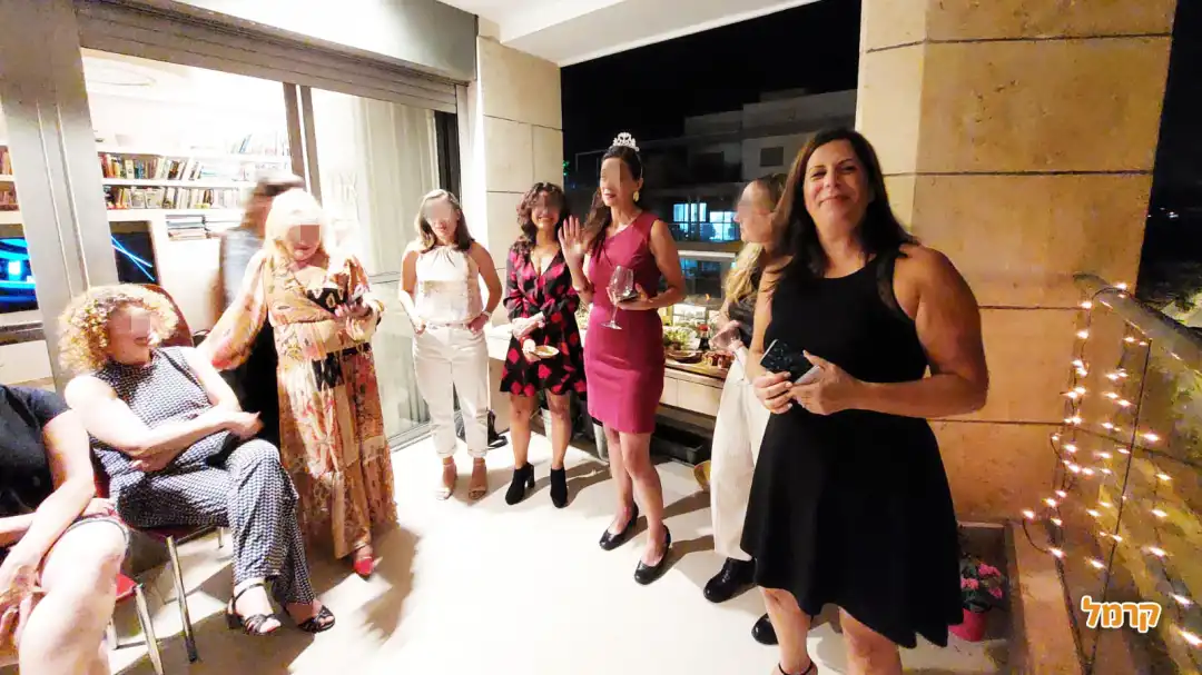 לצחוק בלי הפסקה עם מירב לויאן