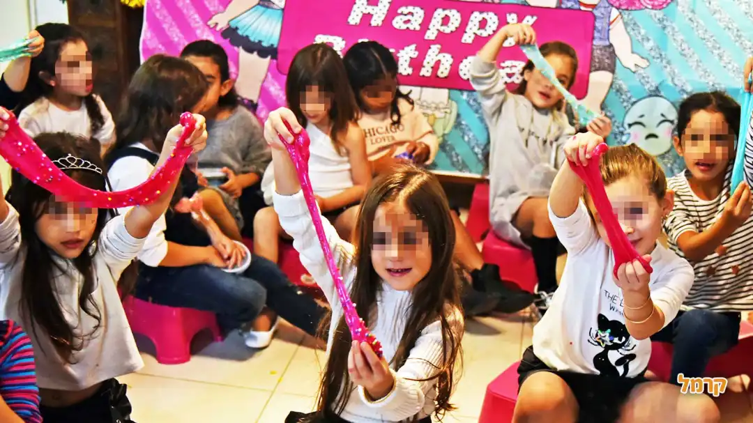 חגיגת סליים בסטייל LOL | חד קרן