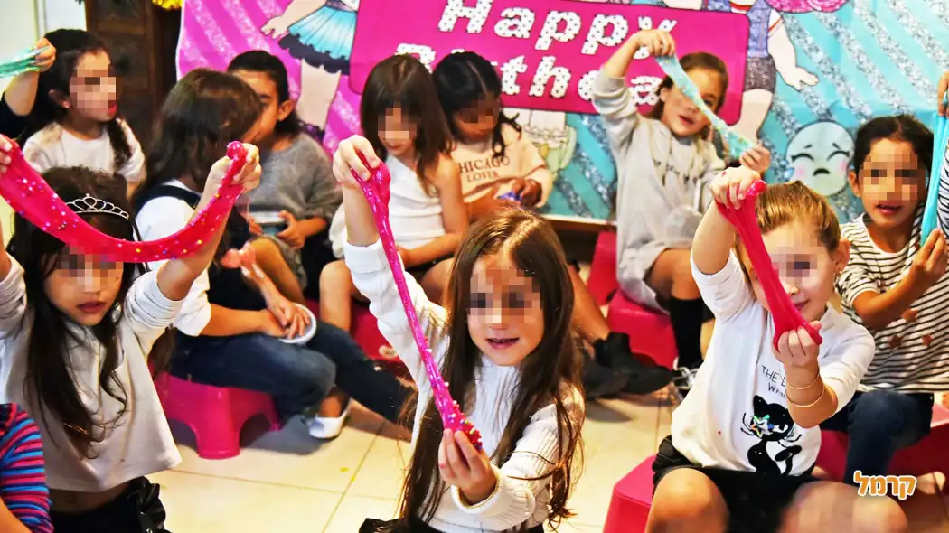 חגיגת סליים בסטייל LOL | חד קרן