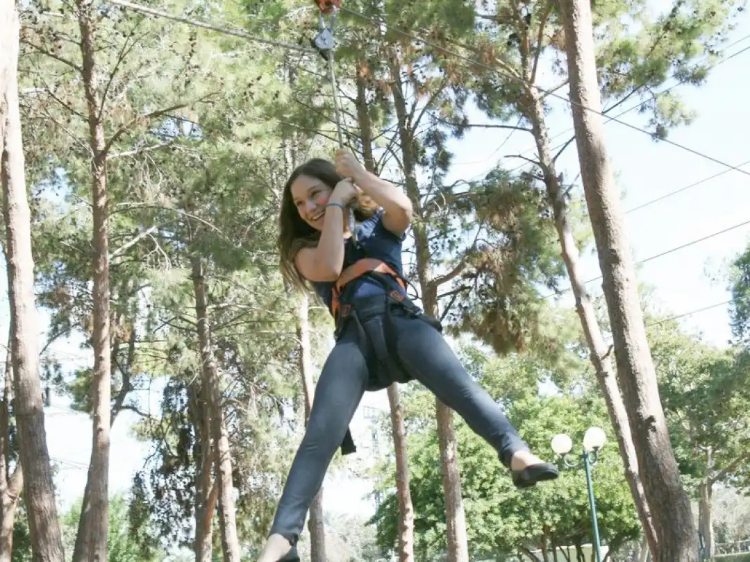 ערוצים בטבע פעילויות ואתגר
