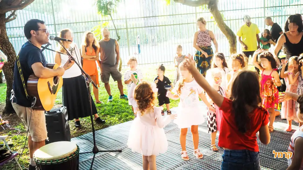 עמית וקארו - הפעלות מוזיקליות
