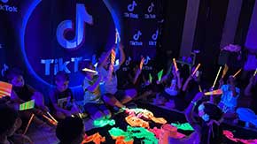מור וקינמון הפעלות מעבר לדימיון מור וקינמון הפעלות מעבר לדימיון
