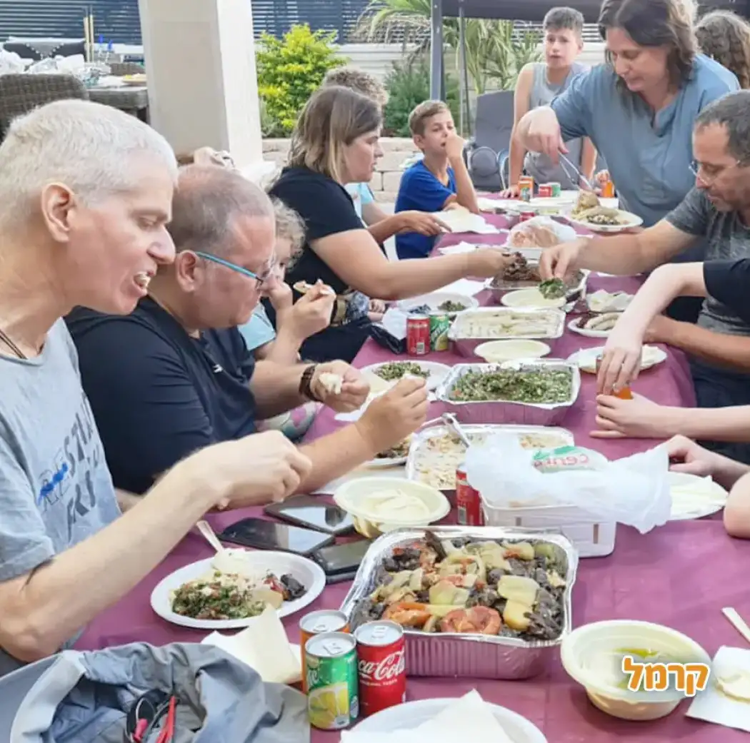 טרקטורוני נוף הורדים