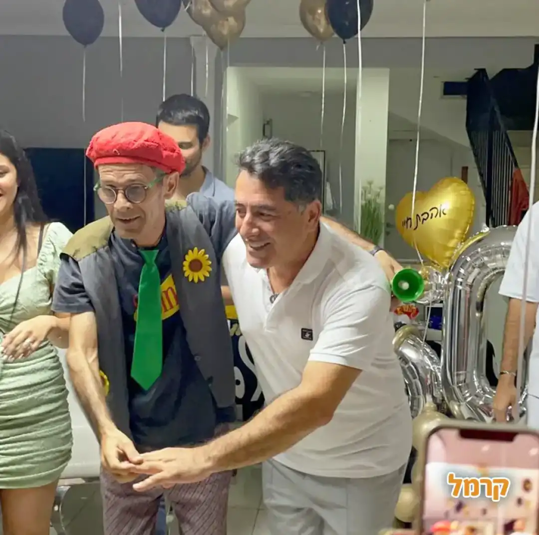 נקרעים מצחוק עם מוריס 24/7