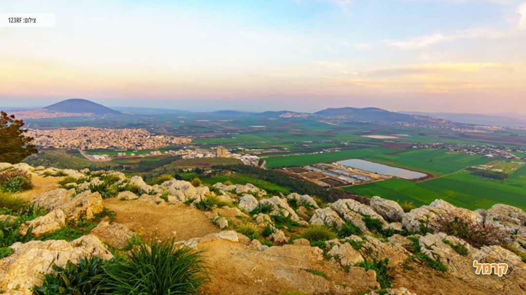 נוף מרהיב הנשף מתצפית בעיר