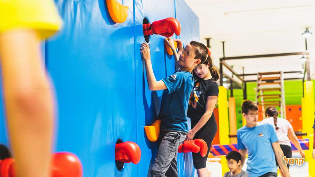 מכשולים מאתגרים