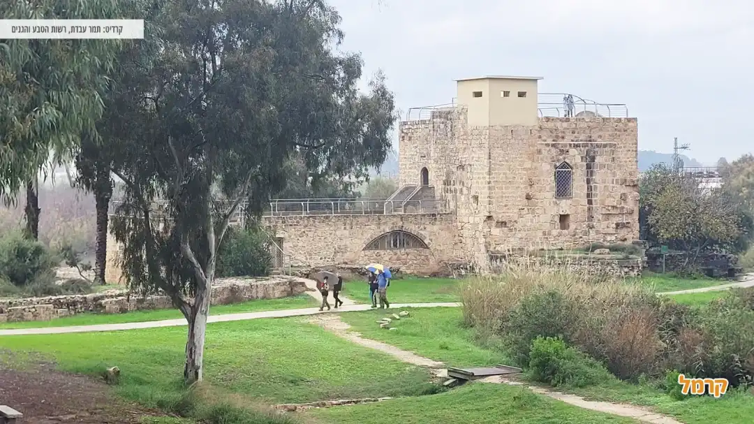 מבנה עתיק בעין אפק