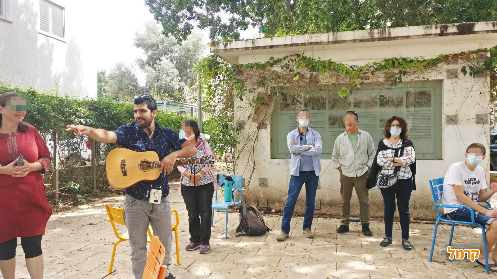 סיור בעקבות אריק איינשטיין - 073-7763852