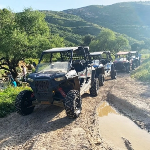 בילוי משפחתי בטרקטורוני דישון