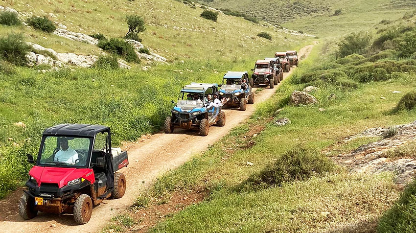 גיבוש לחברות בדישון גיבוש לחברות בדישון