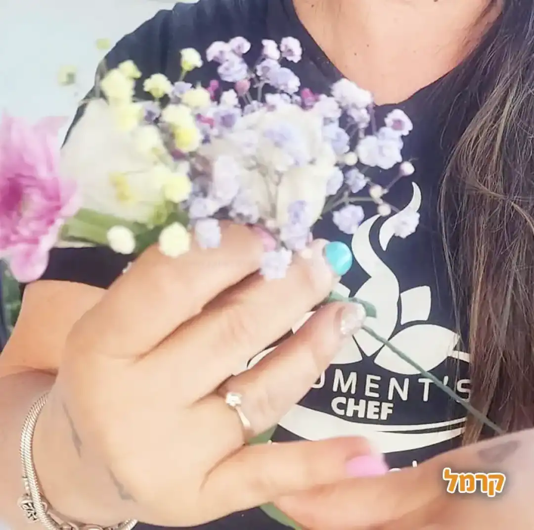 סדנת שזירת תכשיטי פרחים