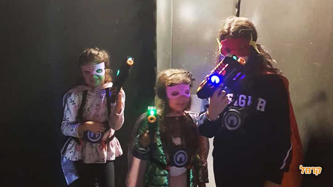 מבוך בחשיכה