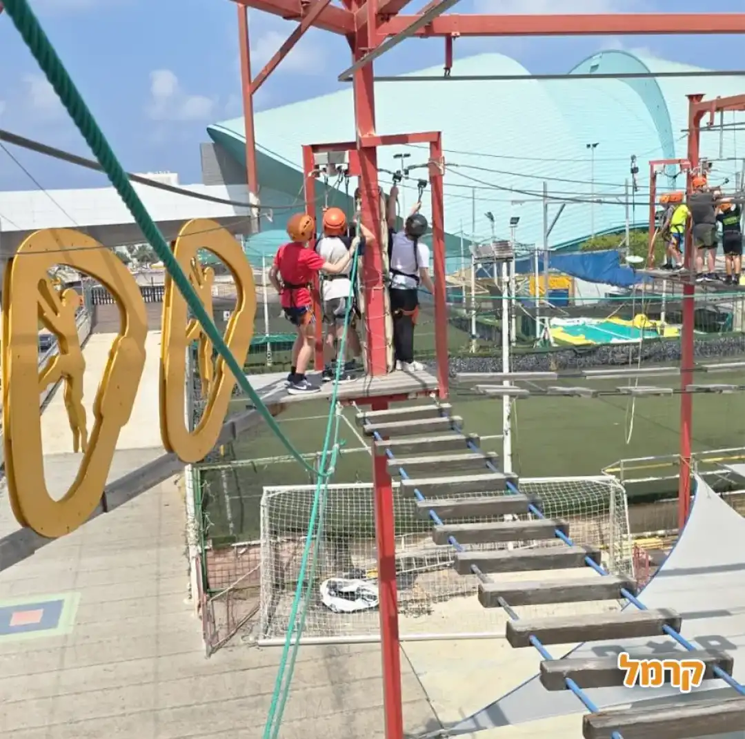 חווית טיפוס באקספארק