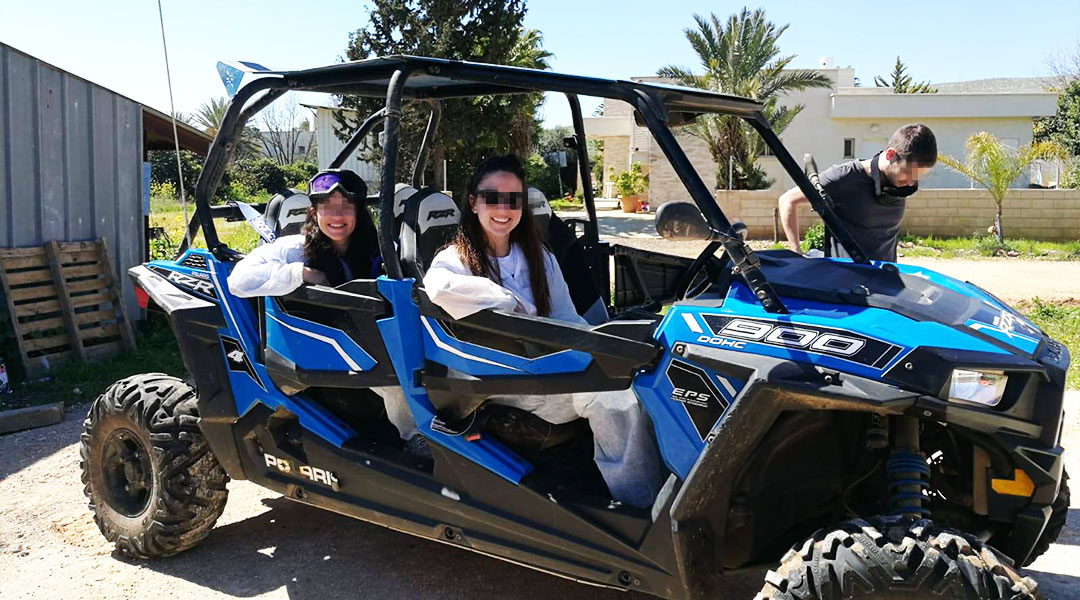 חוויית גיבוש בטרקטורונים ורייזרים אליפלט חוויית גיבוש בטרקטורונים ורייזרים אליפלט