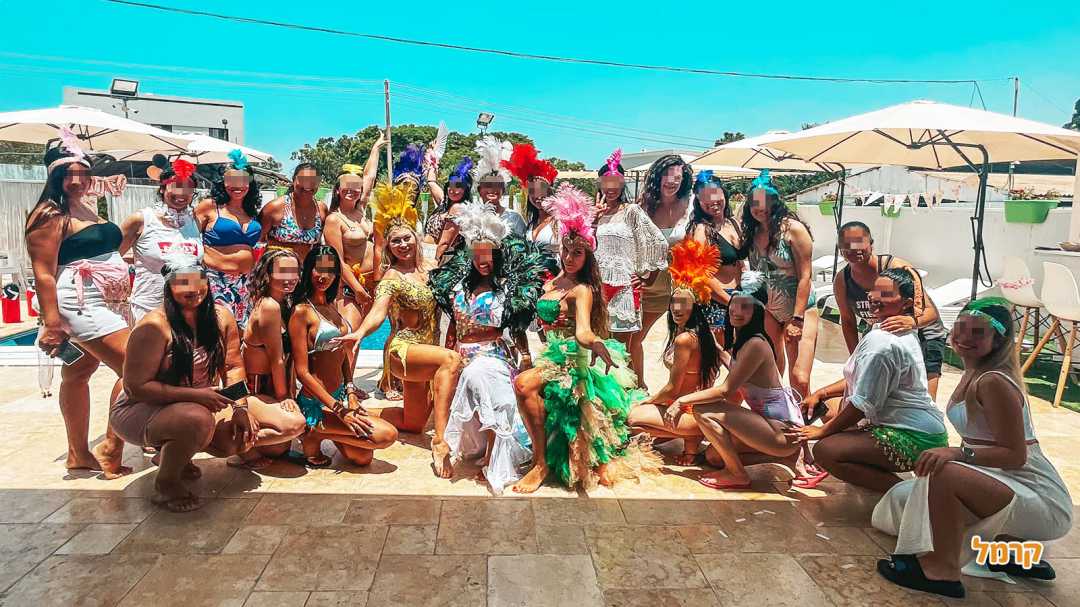 ולריה באה להרים