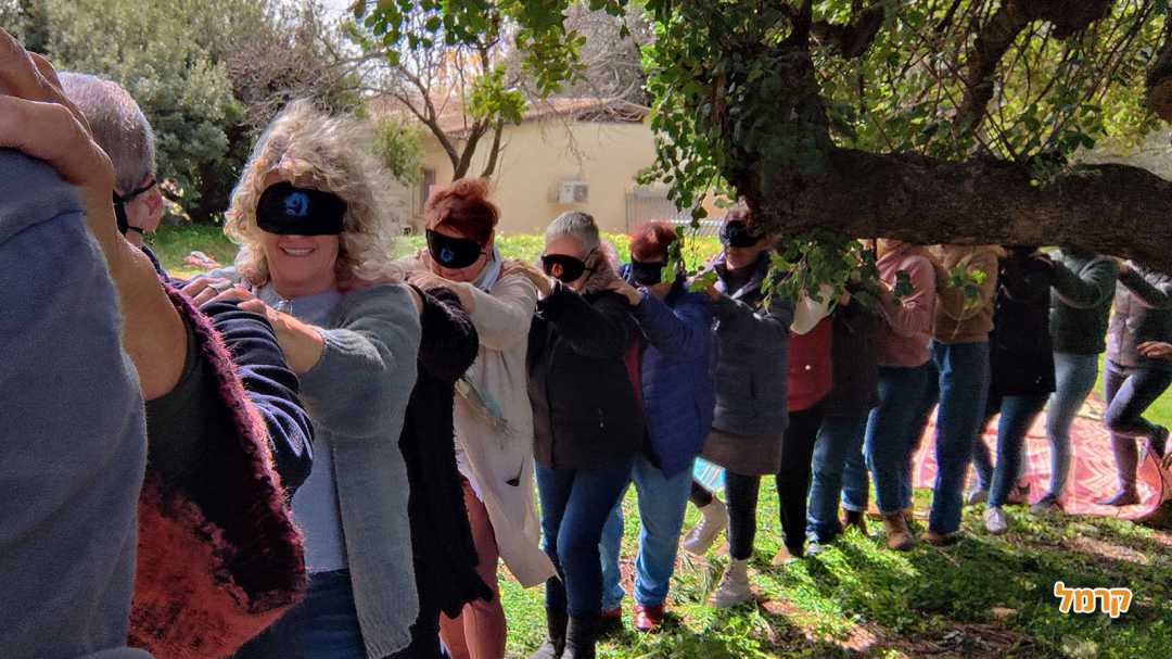 גיבוש קבוצתי בחוויית חושים מיוחדת