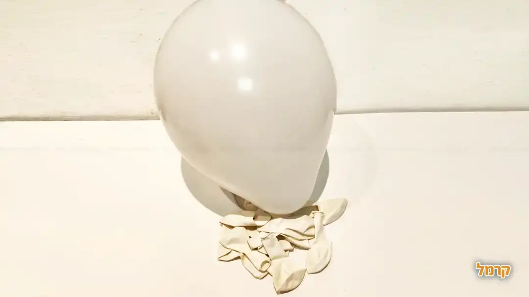 בלוני לטקס לבנים 18 אינץ