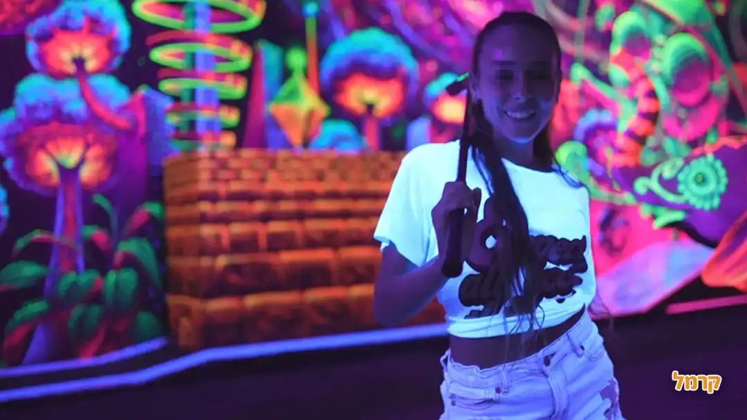 נאון מיני גולף 