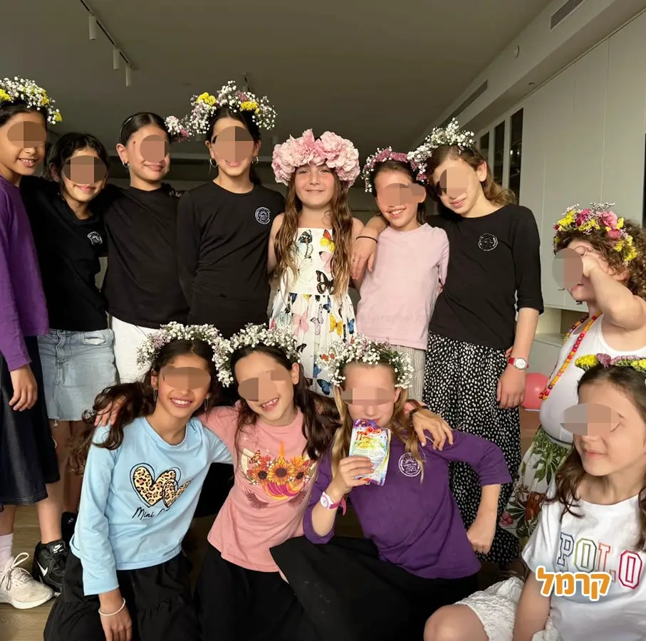 דריה עיצוב בפרחים - 073-7824021