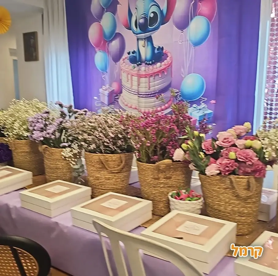 דריה עיצוב בפרחים - 073-7824021