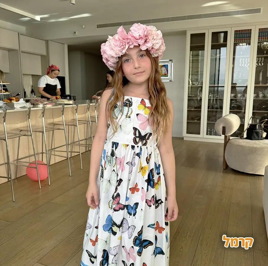 דריה עיצוב בפרחים - 073-7824021